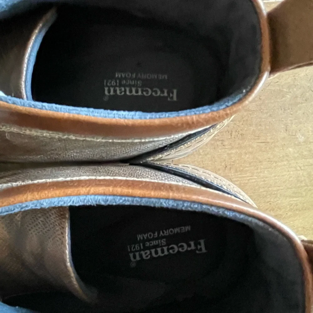 Men's Brown Leather Lace-Up Chukka Boots